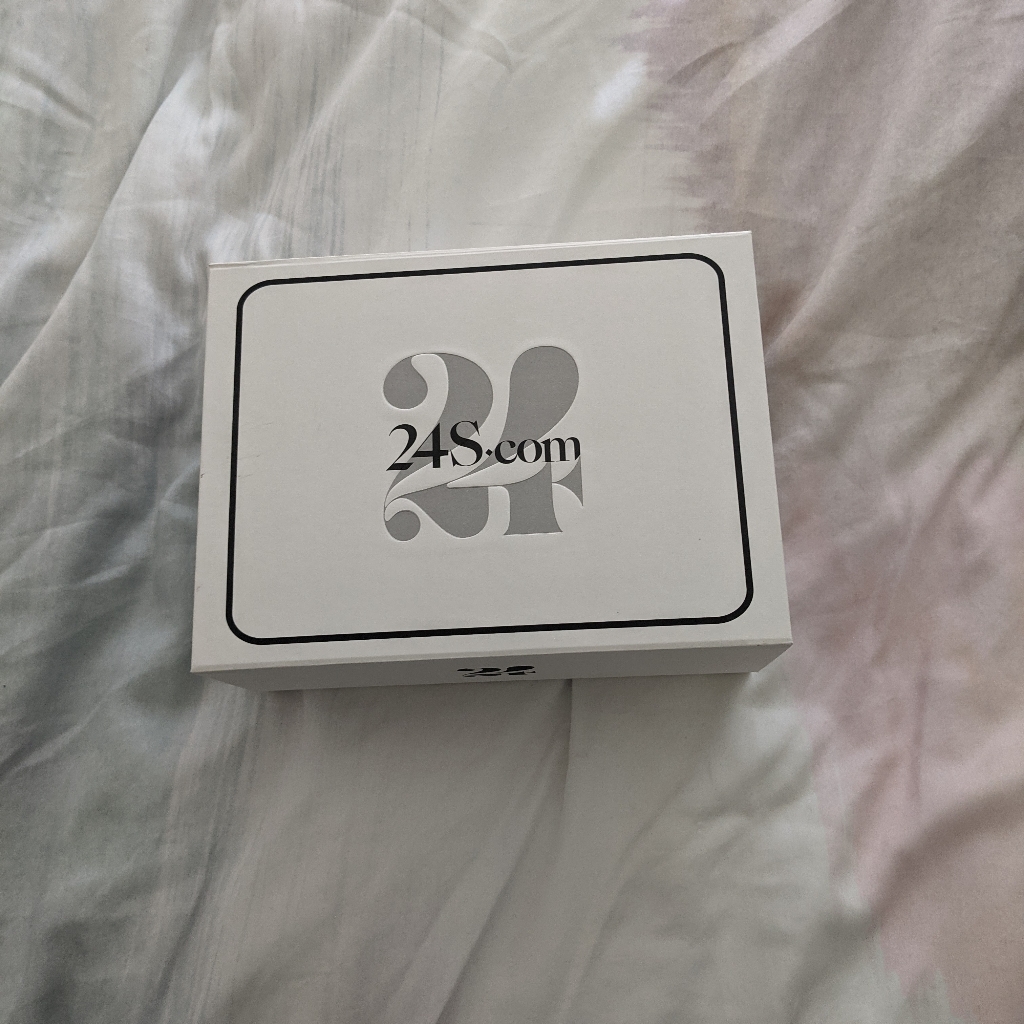 24s Gift Box
